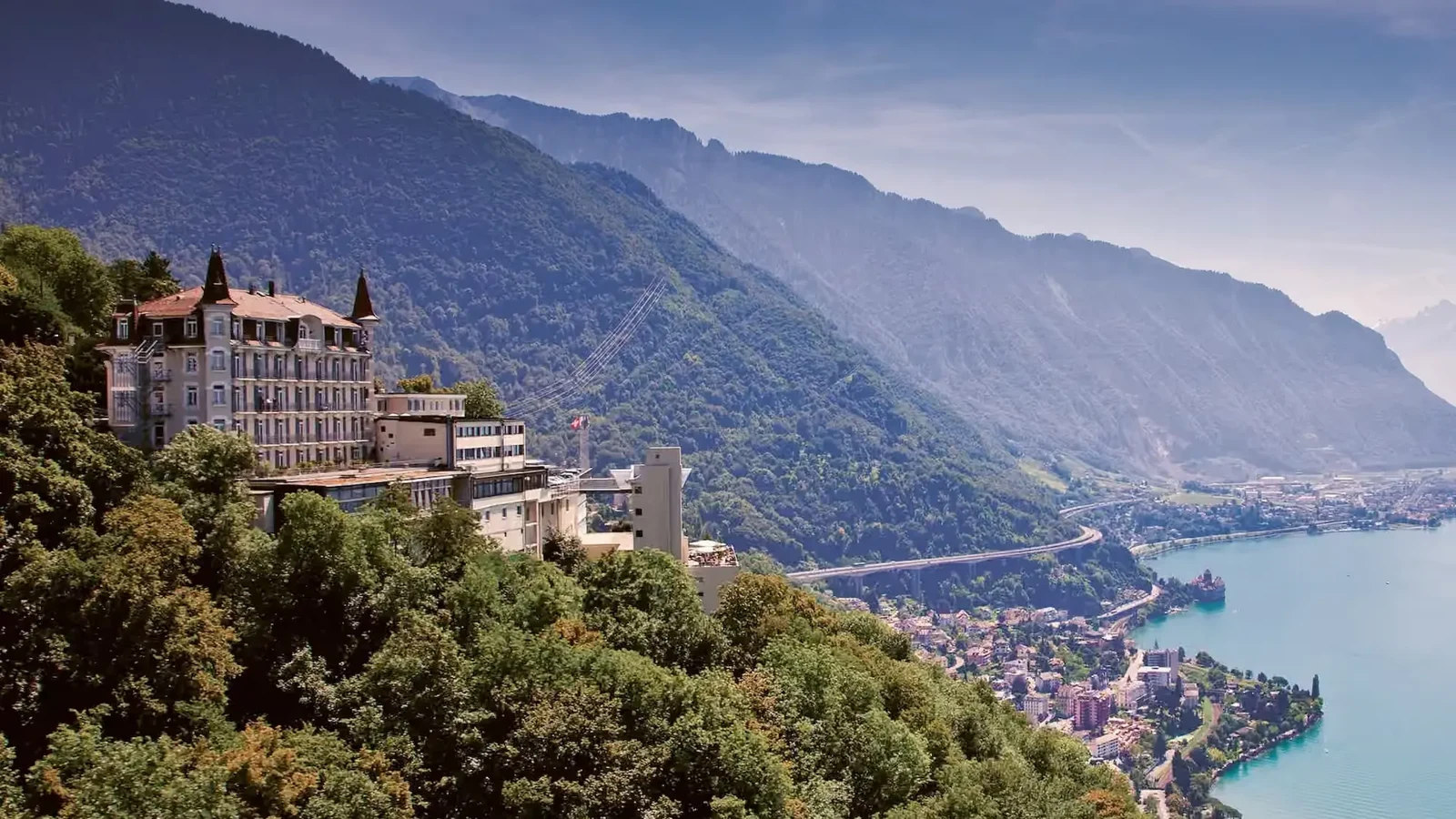 Glion campus overlooking Lake Geneva